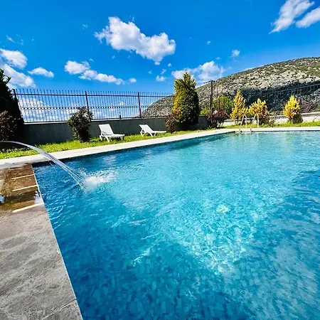 Villa Magnifique Avec Piscine Prive Kusadasi